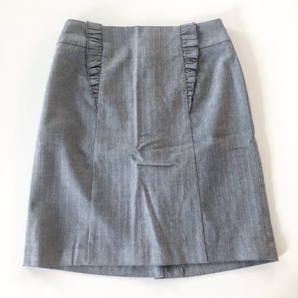 NWOT Banana Republic Gray Pencil Skirt